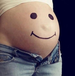 Happy belly, happy birth.